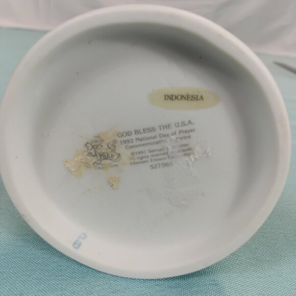 E2- 16 Precious Moments God Bless the USA - Picture 5 of 6